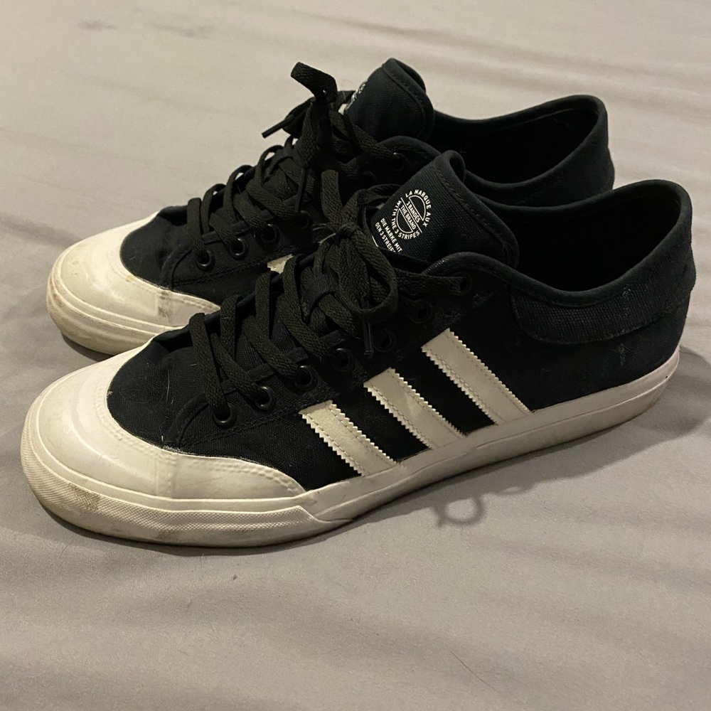 Adidas Court SZ 11